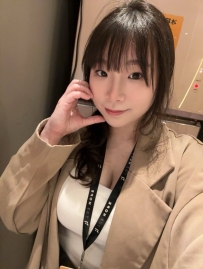 珊珊｜豐滿包覆型  158cm 50kg Ecup 27歲