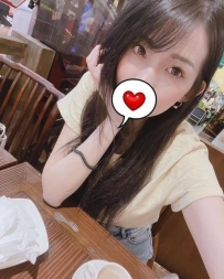 妖妖  158.44.C.23歲  小護士