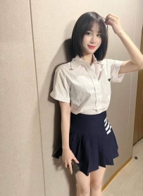 思思 160cm/46/C奶/20歲  在校大學生