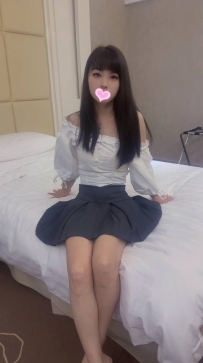 萌萌  160/C/47/22歲  電信業務