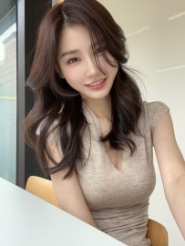 氣質女神  小白 165.47.D.27歲