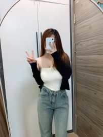 雯雯  162cmD奶23歲  新妹